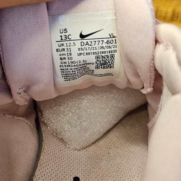 Nike Star Runner Pink Slip on running sneaker size 13 child. - Picture 8 of 8